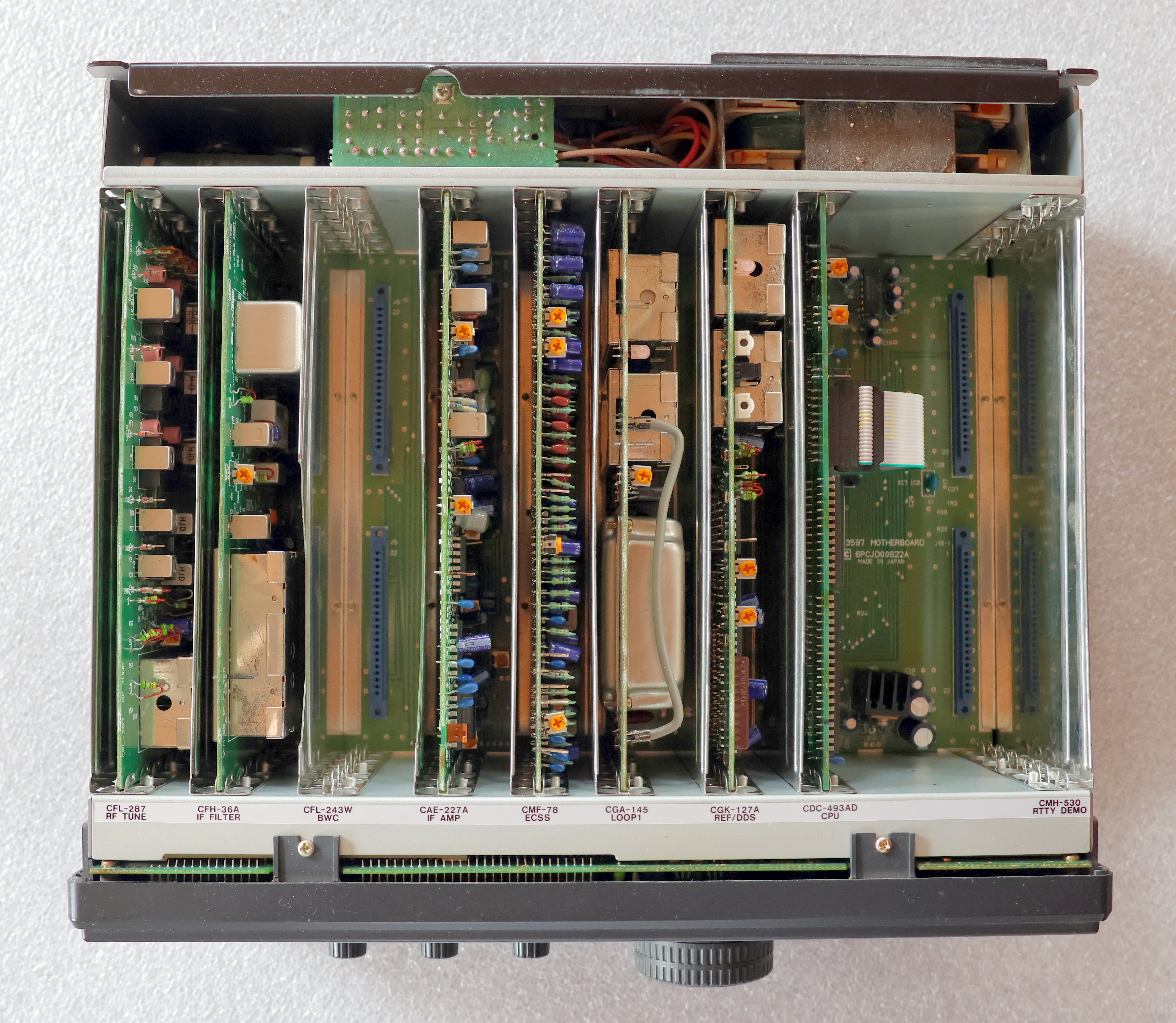 JRC NRD535 Innenansicht JRC NRD535 Innenansicht